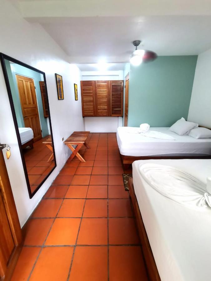 托尔图格罗Casa Marbella别墅 外观 照片